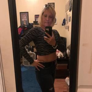 Meet your Posher, Joy